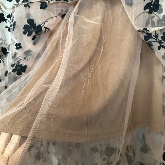 Brown Tulle Floral Size Small Medium Skirt BNWOT - Picture 5 of 8